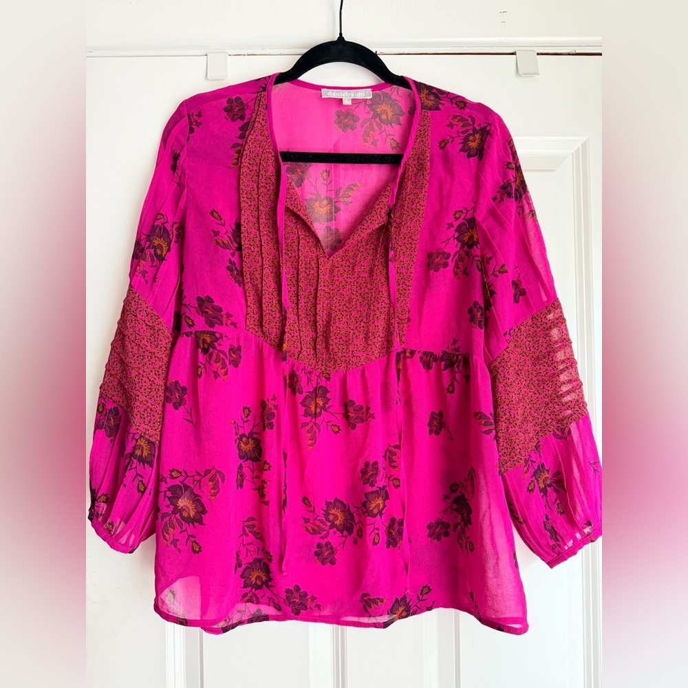 DANIEL RAINN Women’s Magenta Sheer Floral V-Neck Long Sleeve Sz S